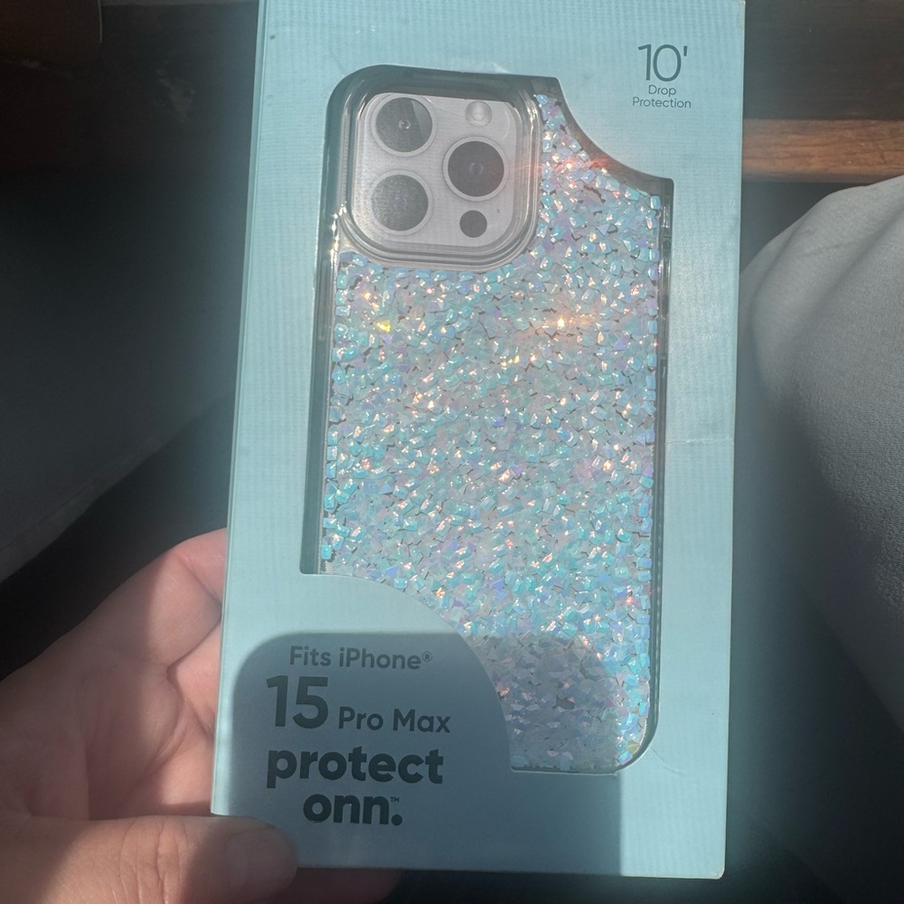 On Running Iridescent Glitter Case for iPhone 15 Pro Max - Clear/Silver